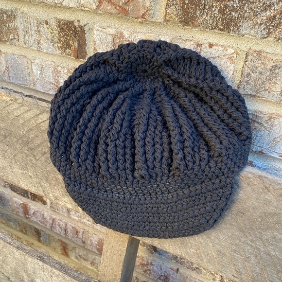 Black knitted thick woven knit hat winter - Picture 2 of 14